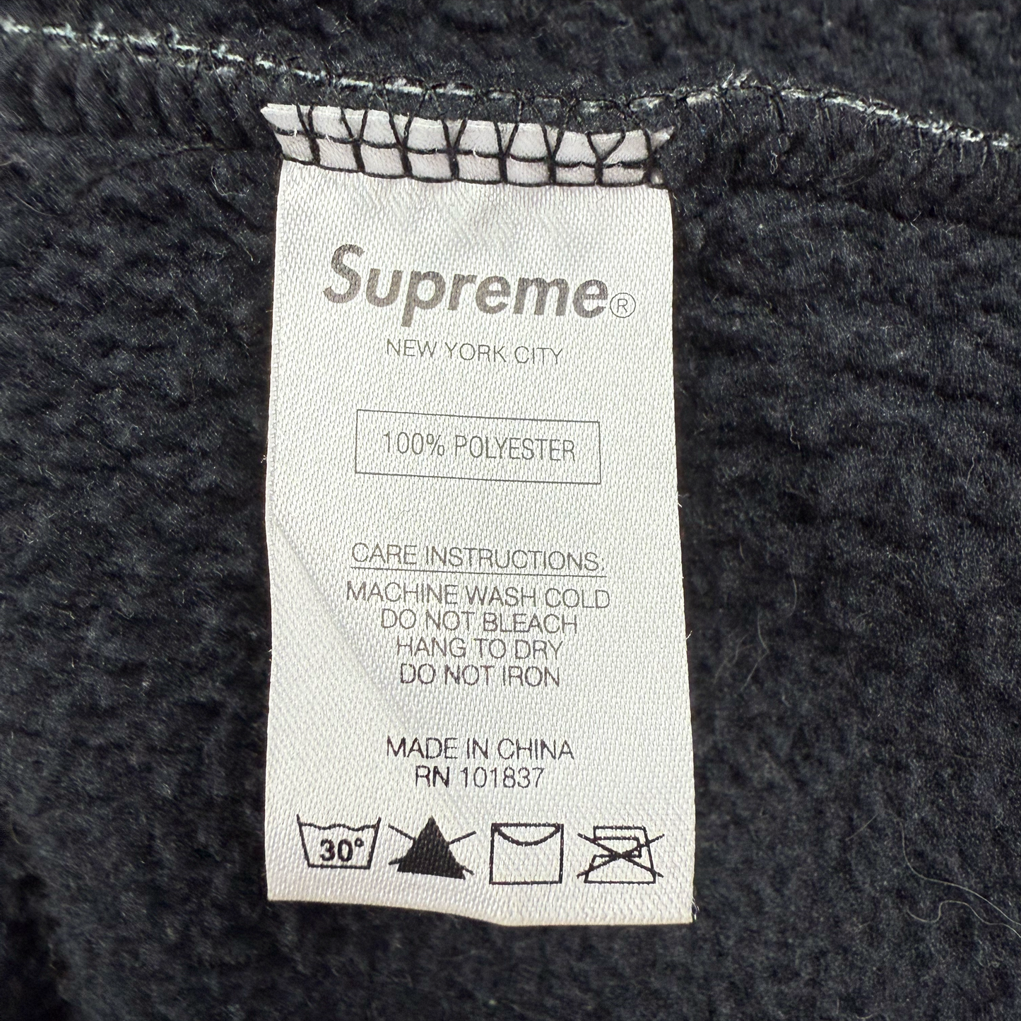 Supreme FW20 Windstopper "Snow Camo" - Medium